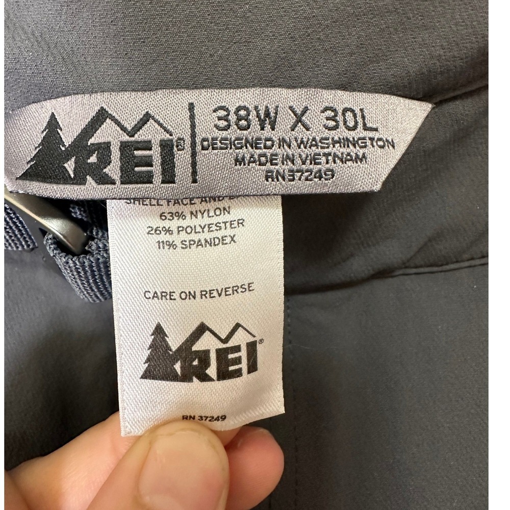 REI Men's Gray Outdoor Hiking Pants Size 38W X 30L Zip Pockets Belt Loops - Picture 6 of 10